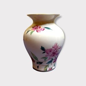 Lenox Barrington small floral vase